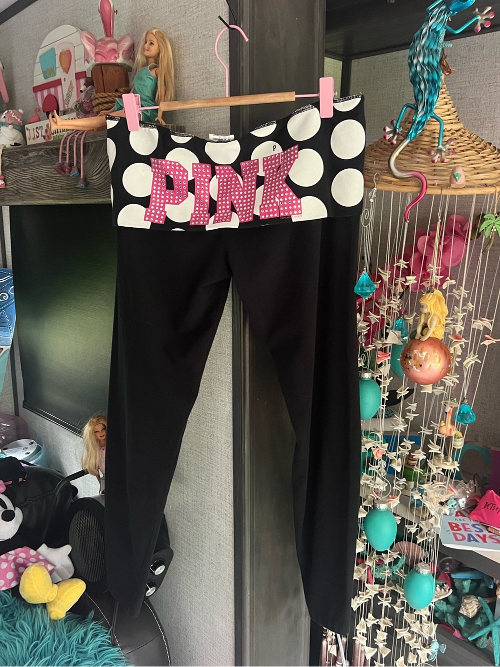 VS Pink Leggings - Picture 2 of 11